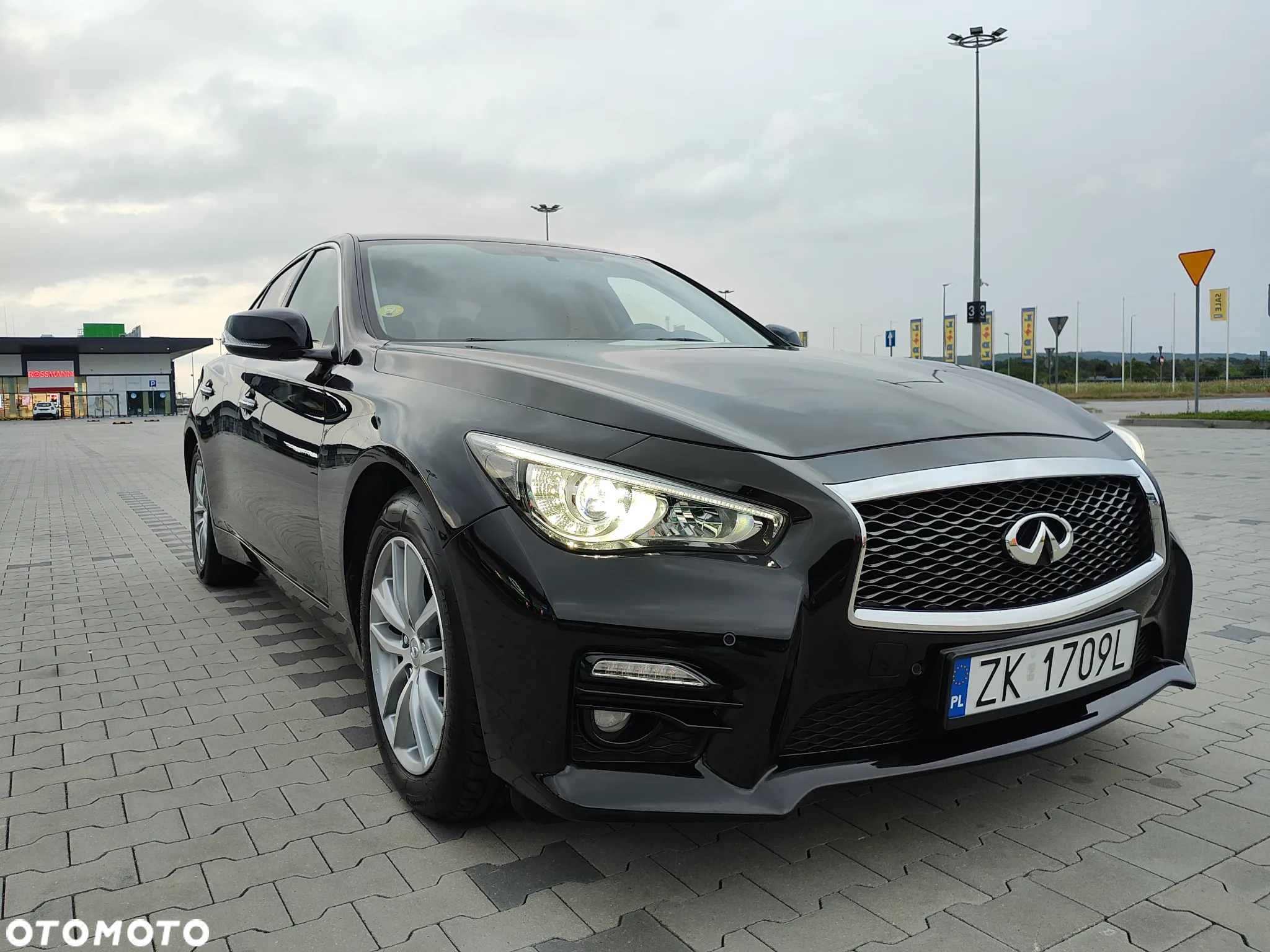Infiniti Q50 2.2d Executive - 2