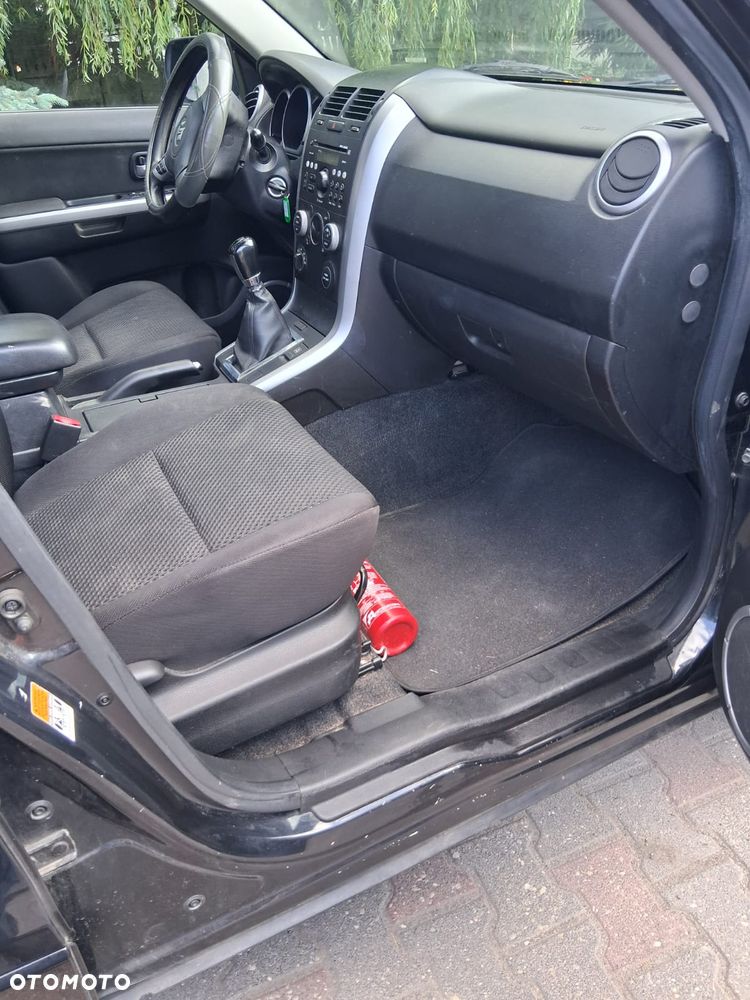 Suzuki Grand Vitara 1.9 DDiS X30 - 8
