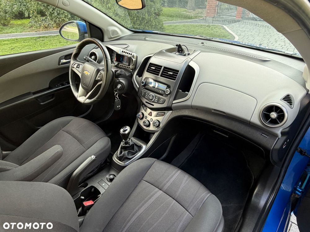 Chevrolet Aveo 1.6 LTZ S/S - 31