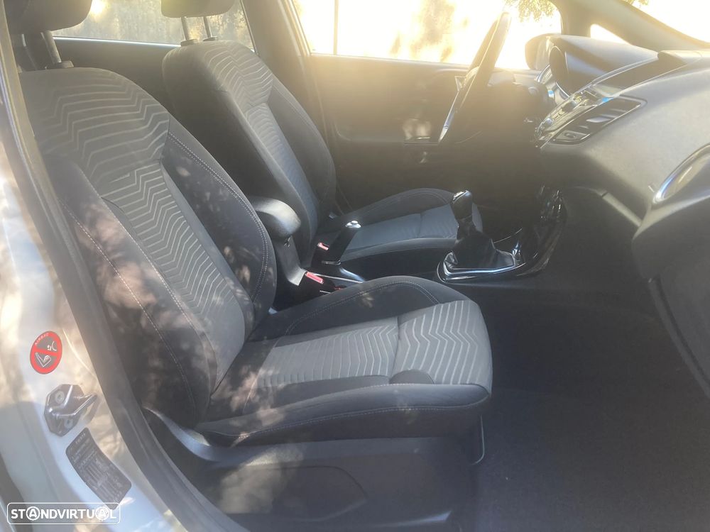 Ford Fiesta 1.5 TDCi Trend - 29