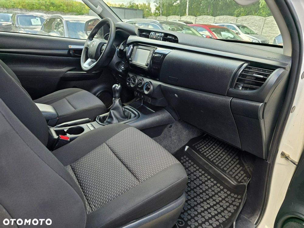 Toyota Hilux 2.4 D-4D Double Cab DL 4x4 - 11