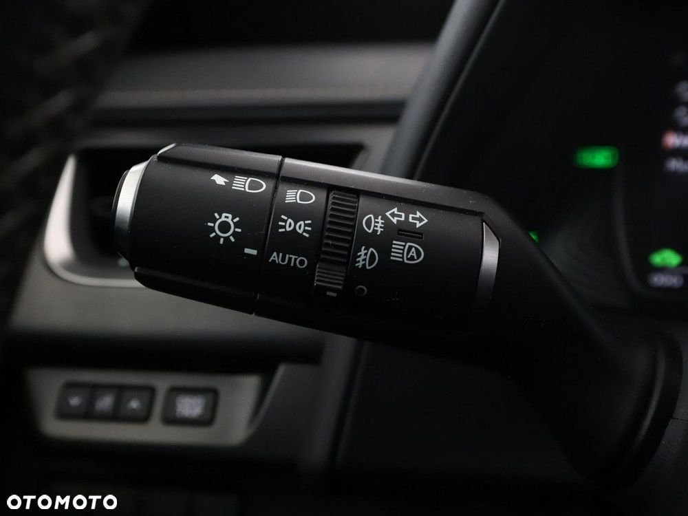 Lexus UX 250h GPF Business 2WD - 35