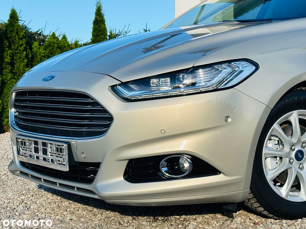Ford Mondeo 2.0 TDCi PowerShift-Aut Allrad Titanium - 4