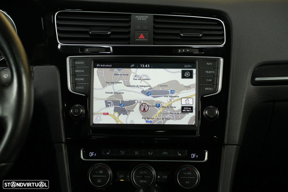 VW Golf 2.0 TSi R DSG - 13