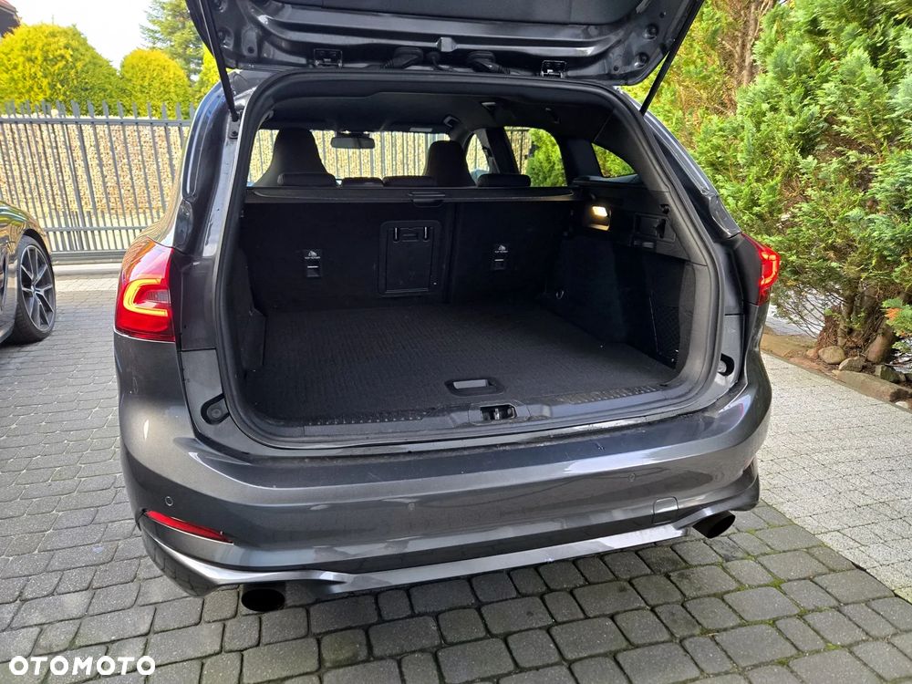 Ford Focus 2.3 EcoBoost ST X Edition - 12