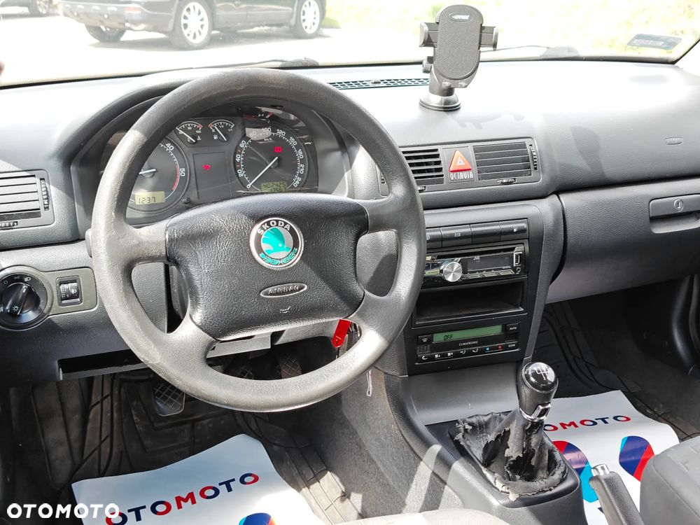 Skoda Octavia 1.9 TDI Tour - 15