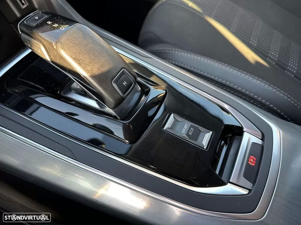 Peugeot 308 SW - 14