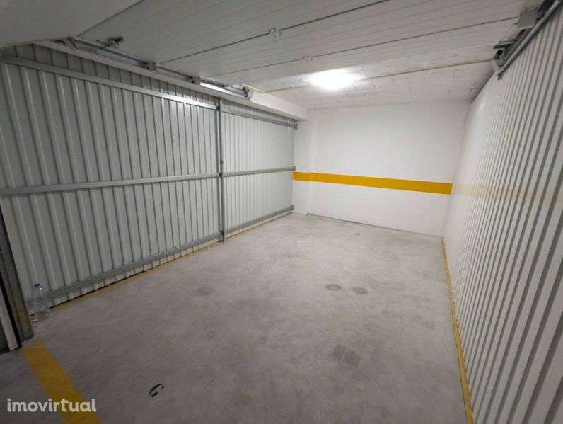 Arrendamento de garagem na Rua Dona Glória de Castro, 43 - Grande imagem: 4/7