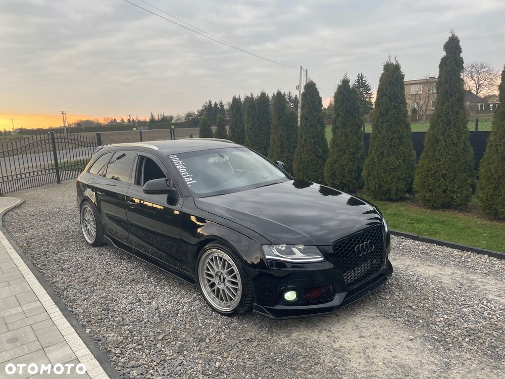 Audi A4 Avant - 1