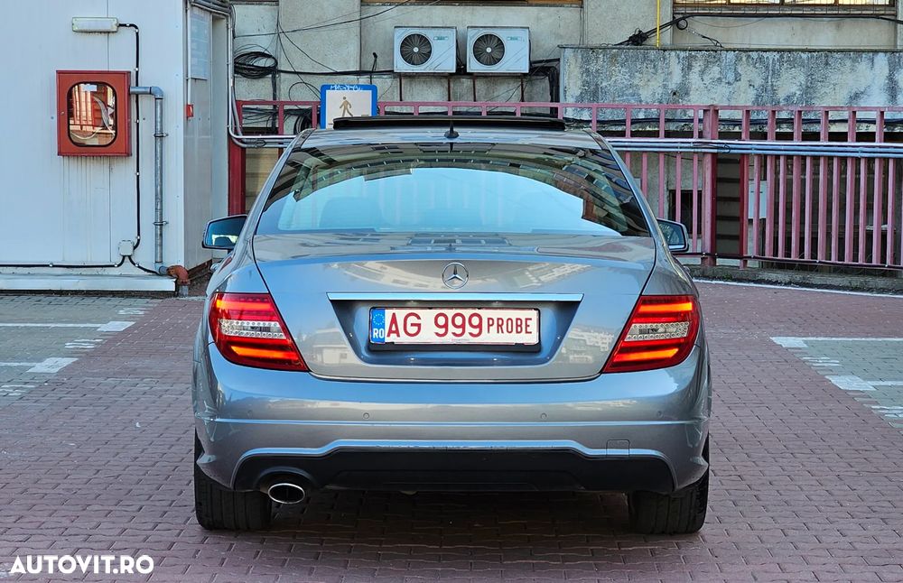 Mercedes-Benz C 220 (BlueTEC) d 7G-TRONIC Avantgarde - 21