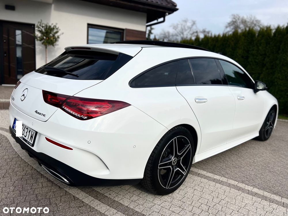 Mercedes-Benz CLA 250 4-Matic AMG Line 7G-DCT - 22