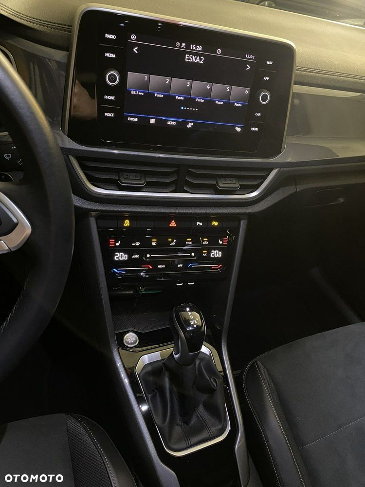 Volkswagen T-Roc - 35