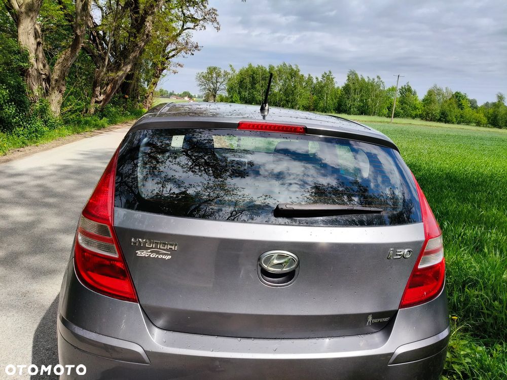 Hyundai i30 1.4 Classic + EU5 - 9