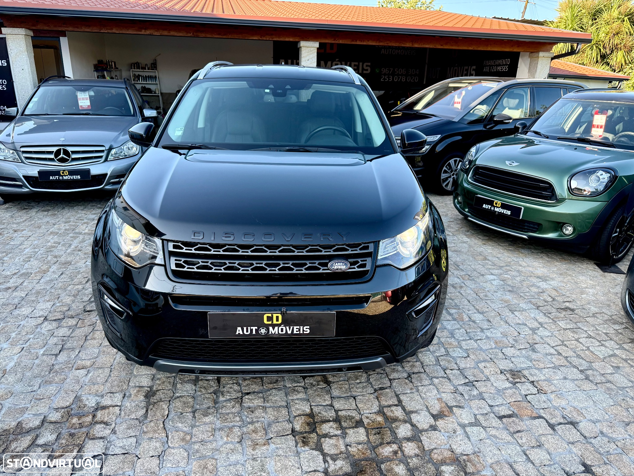 Land Rover Discovery Sport 2.0 TD4 HSE Luxury 7L Auto - 23