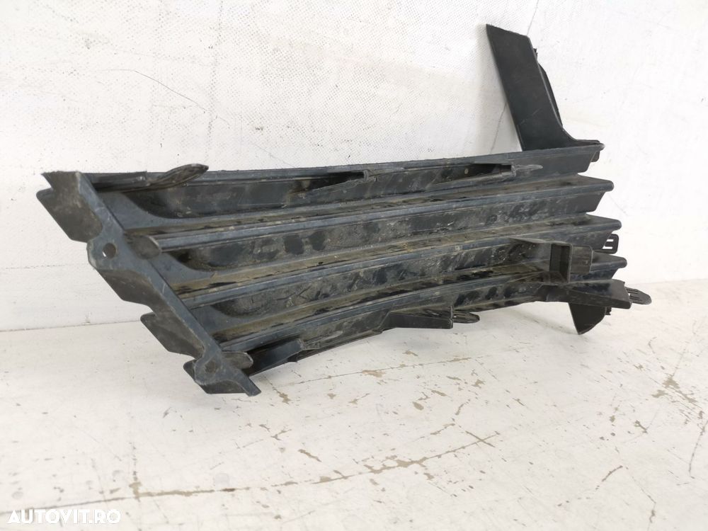 Grila Proiector Laterala Dreapta Toyota Corolla E170 [facelift] 2015 2 - 6