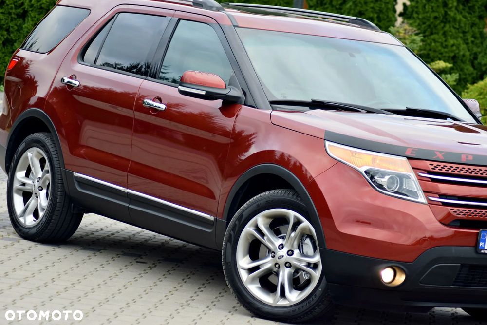 Ford Explorer - 1