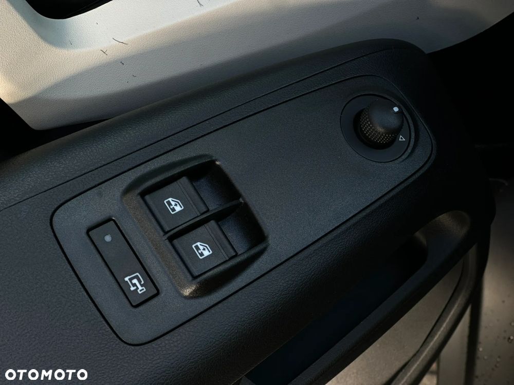 Opel Movano Furgon HD L4H2 - 10