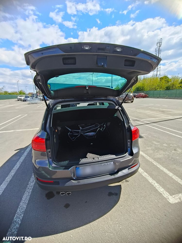 Volkswagen Tiguan - 13