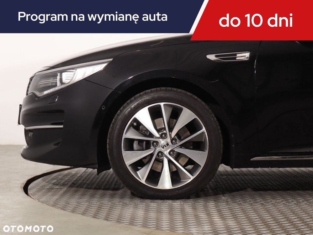 Kia Optima - 17
