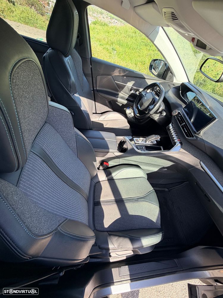 Peugeot 5008 1.5 BlueHDi Allure Pack EAT8 - 6