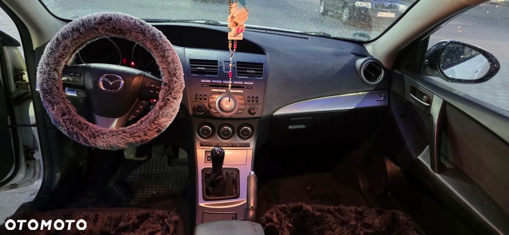 Mazda 3 1.6 Exclusive - 12