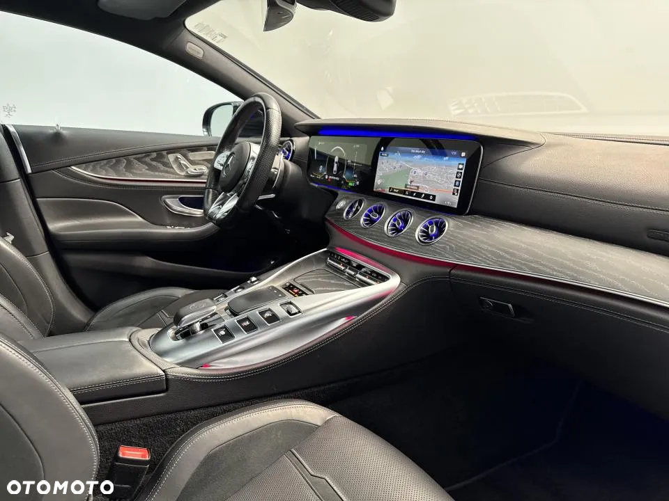 Mercedes-Benz AMG GT 43 4-Matic+ - 25