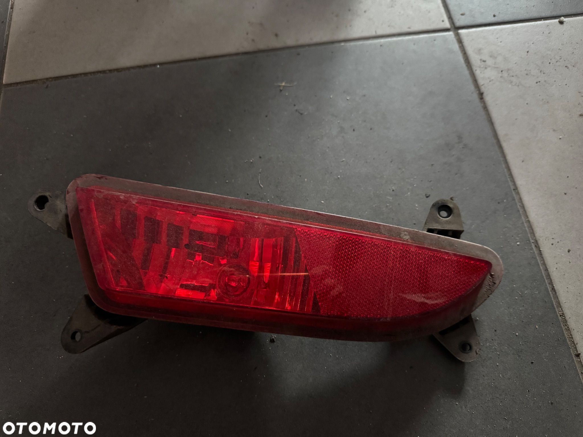 KIA PRO CEED I 3D 06-12 LAMPA PRAWA W ZDERZAK TYL - 1