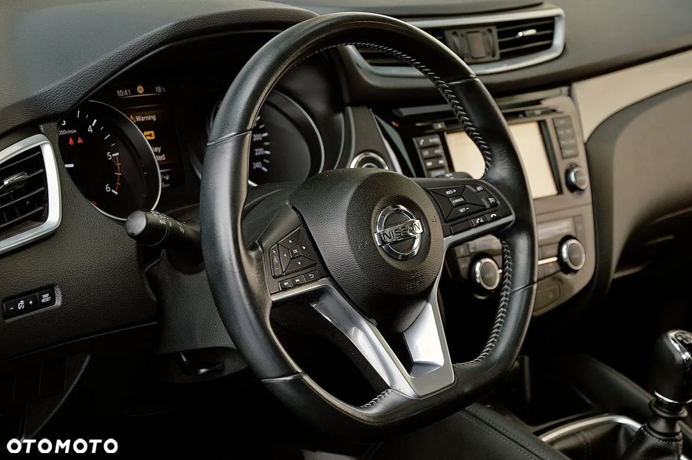 Nissan Qashqai 1.5 dCi N-Connecta - 12