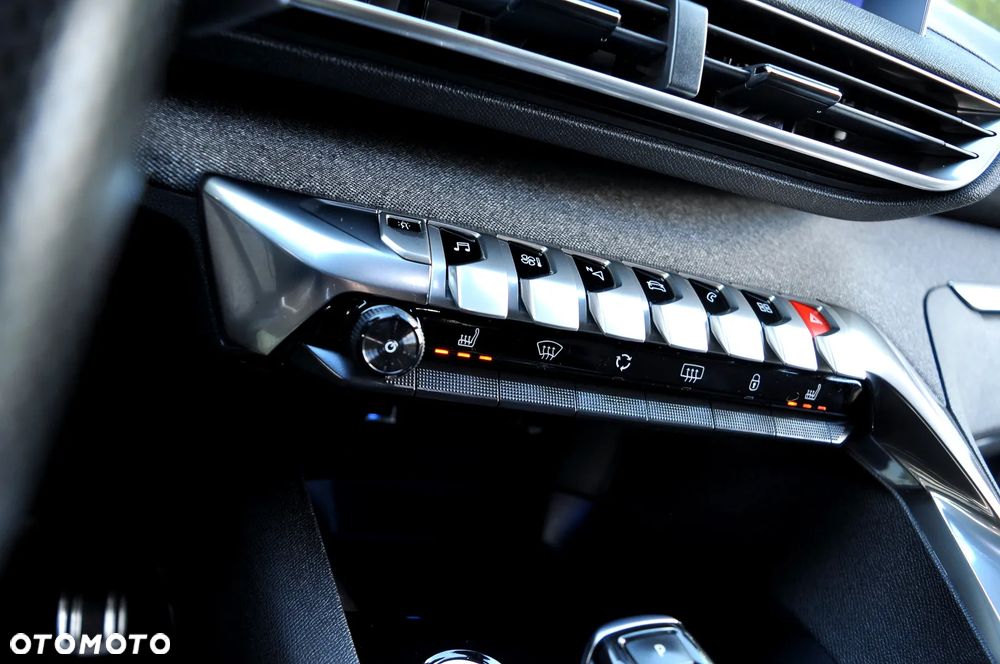Peugeot 3008 PureTech 180 Stop & Start GPF EAT8 GT - 34