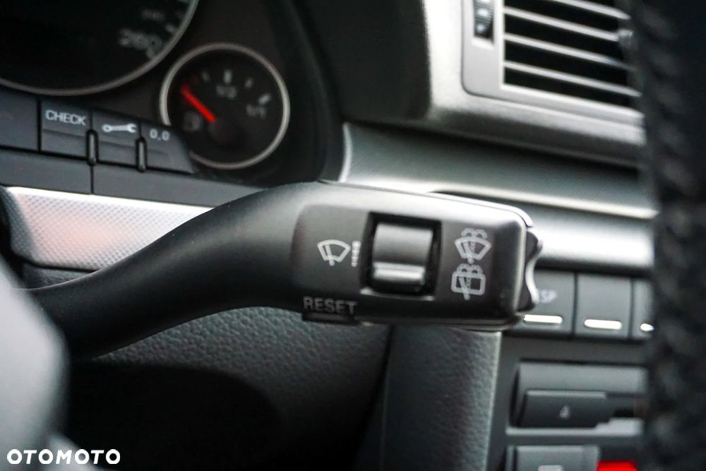 Audi A4 Avant 1.8T Quattro - 29