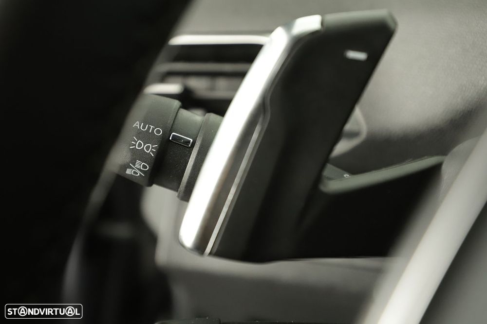 Peugeot 3008 1.2 PureTech GT EAT8 - 17