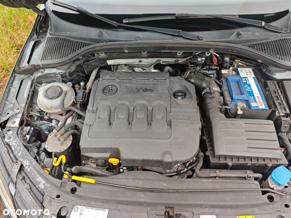 Skoda Octavia ver-2-0-tdi-edition-dsg - 9