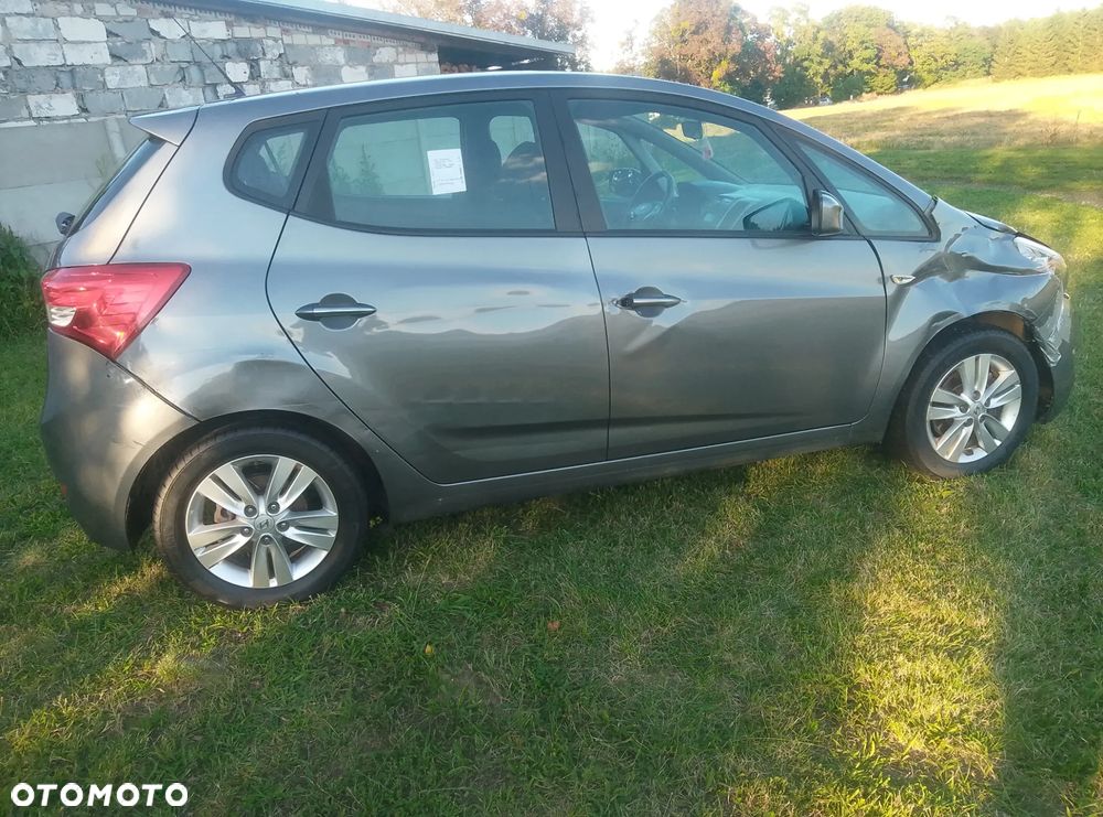 Hyundai ix20 - 7