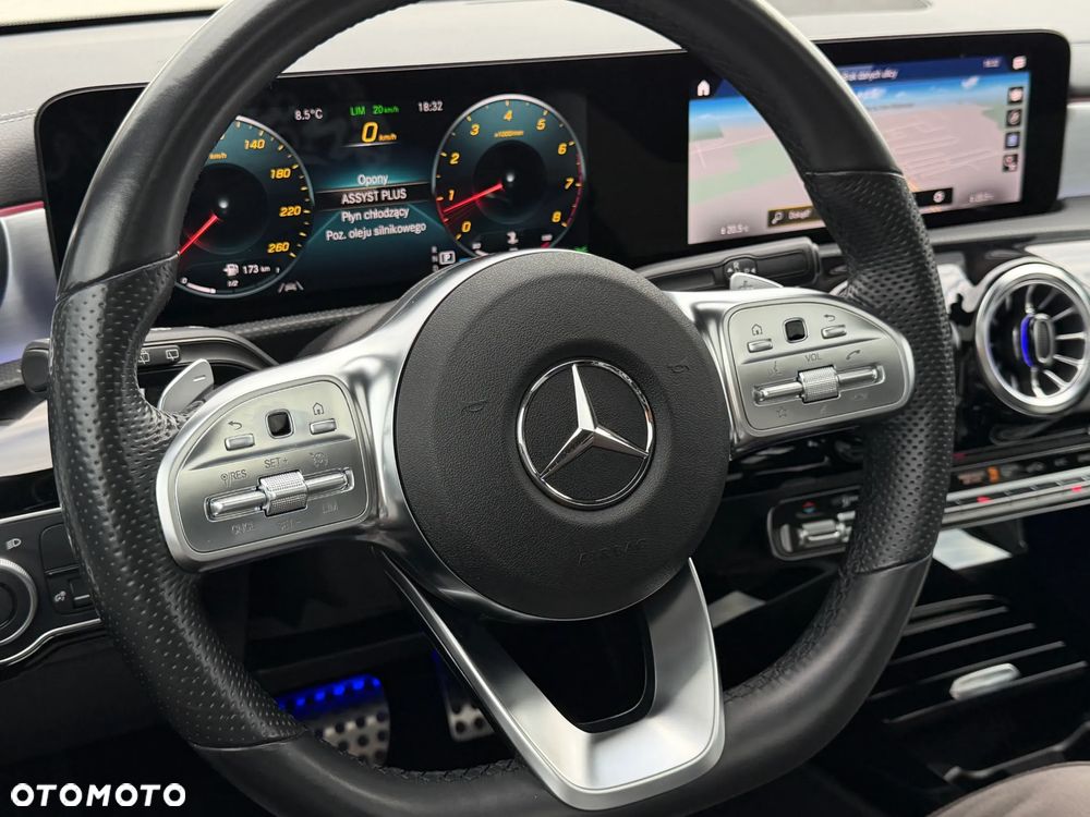 Mercedes-Benz CLA 250 4-Matic AMG Line 7G-DCT - 40