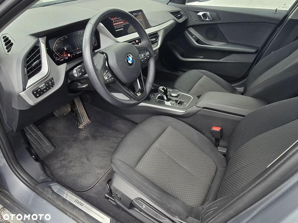 BMW Seria 1 118i Advantage - 10