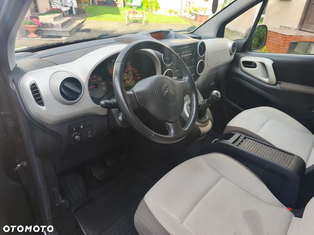 Citroën Berlingo Multispace 1.6 HDI Exclusive - 23