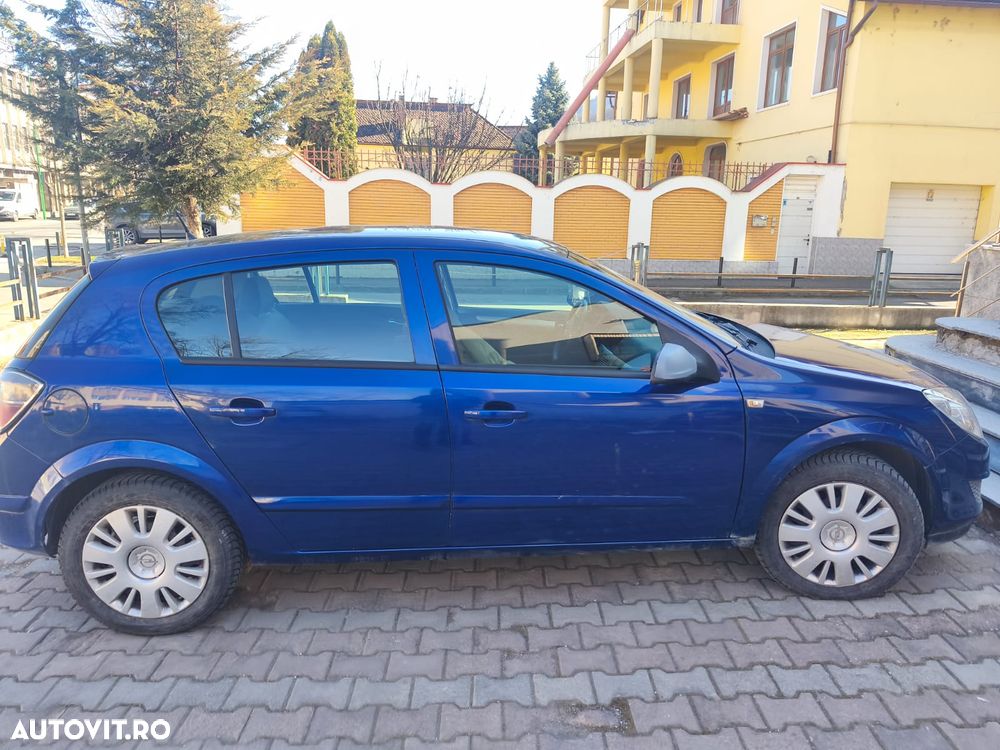 Opel Astra 1.7 CDTi Cosmo - 7