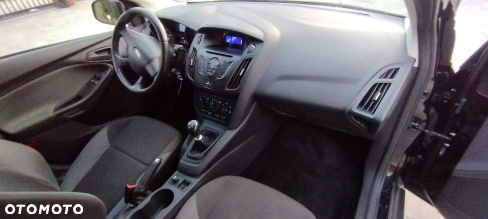 Ford Focus 1.6 TDCi DPF Ambiente - 5