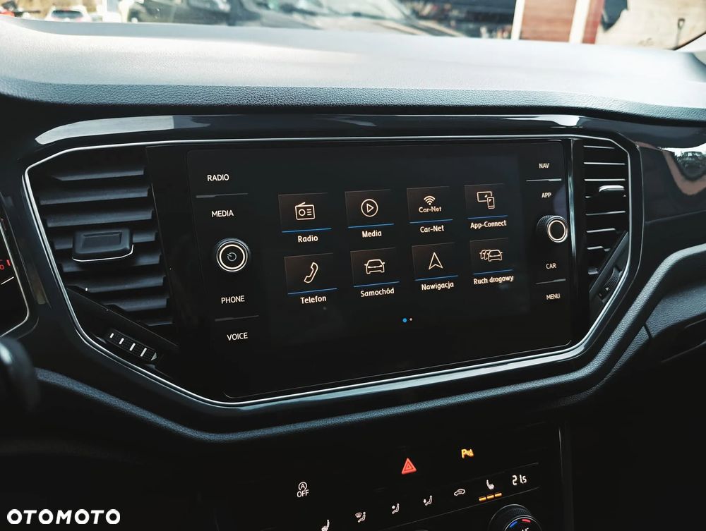 Volkswagen T-Roc 1.5 TSI ACT Premium - 8