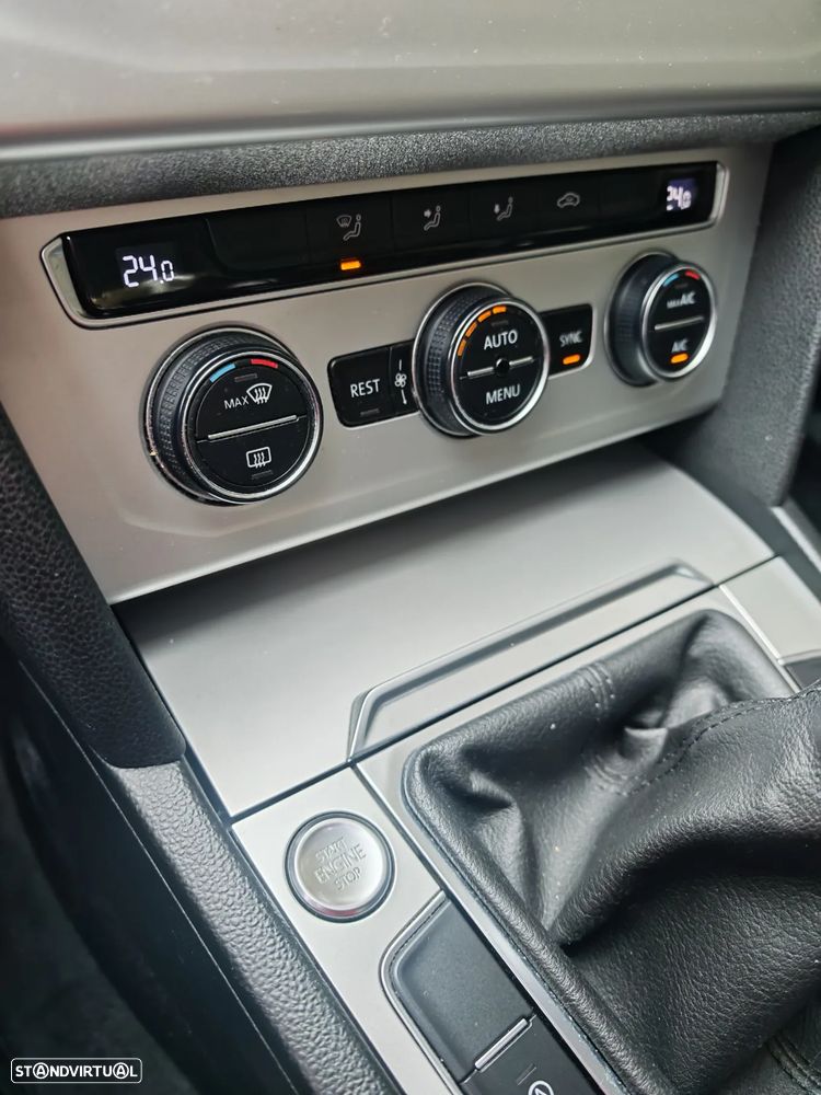 VW Passat 1.6 TDI BlueMotion - 19