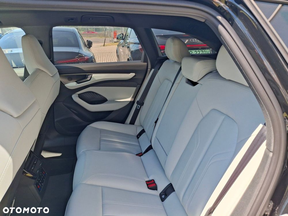 Audi A6 Avant - 19
