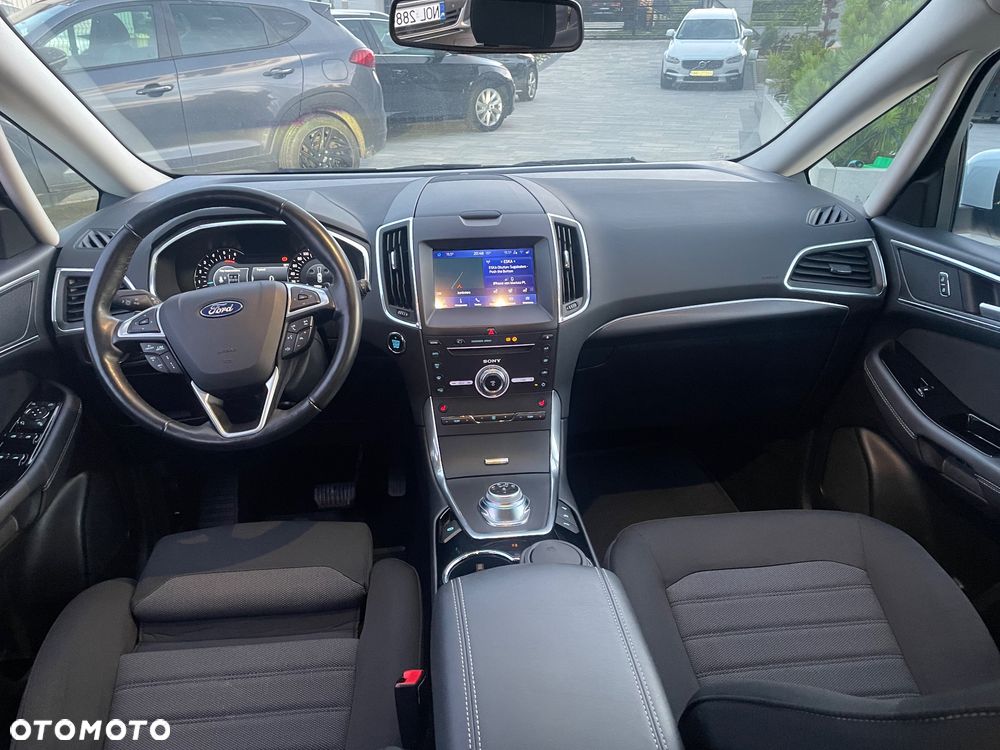 Ford S-Max 2.0 EcoBlue Titanium - 18