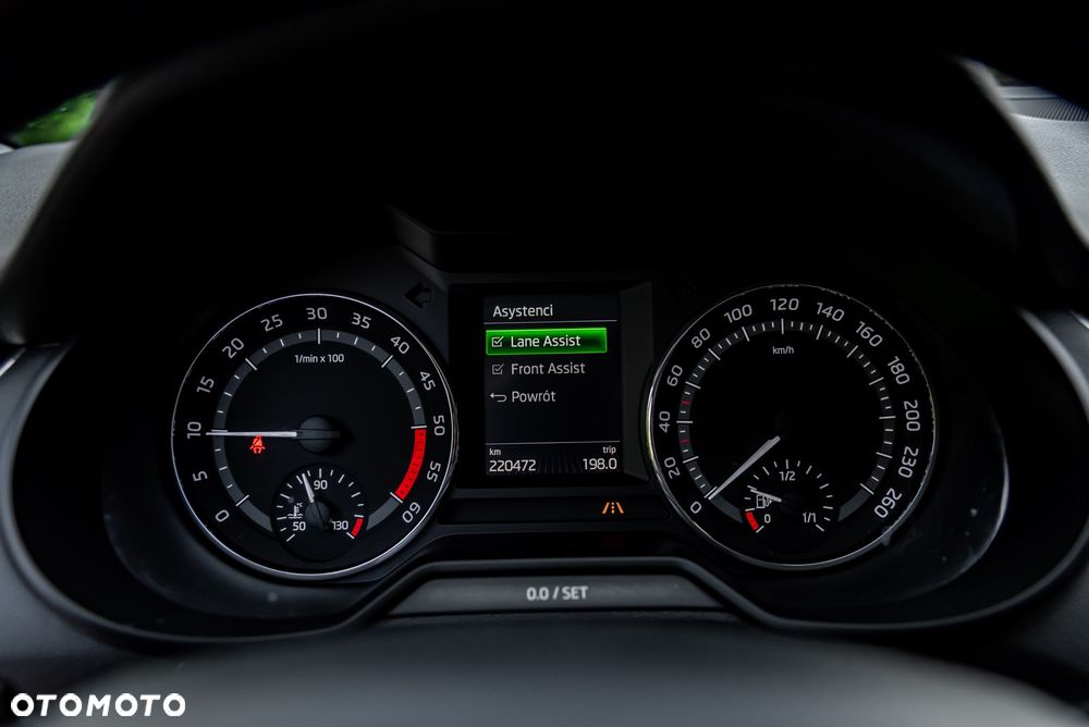 Skoda Octavia 2.0 TDI 4x4 DSG Scout - 39