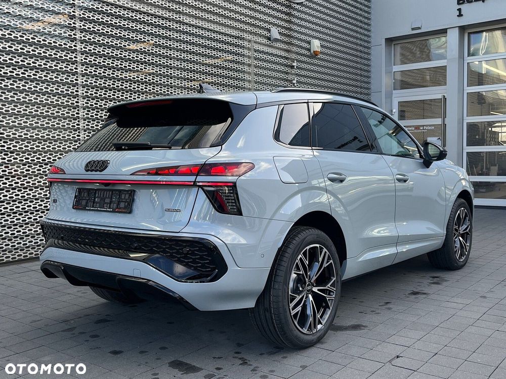 Audi Q3 - 11