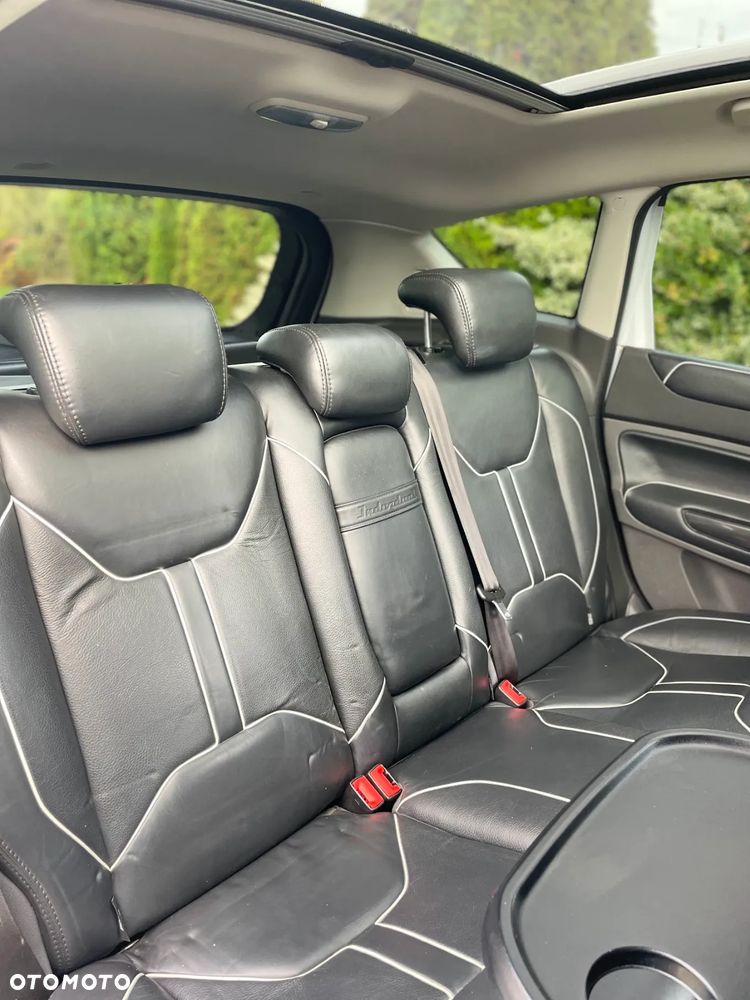 Ford Kuga 2.0 TDCi Individual MPS6 - 12