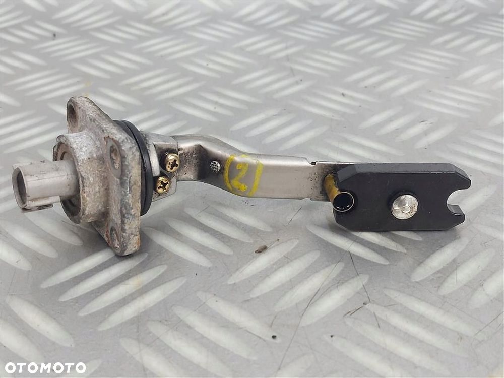 Czujnik pedału sprzęgła Toyota Corolla Verso :2004-2009 R 2,0 D 115KM - 1