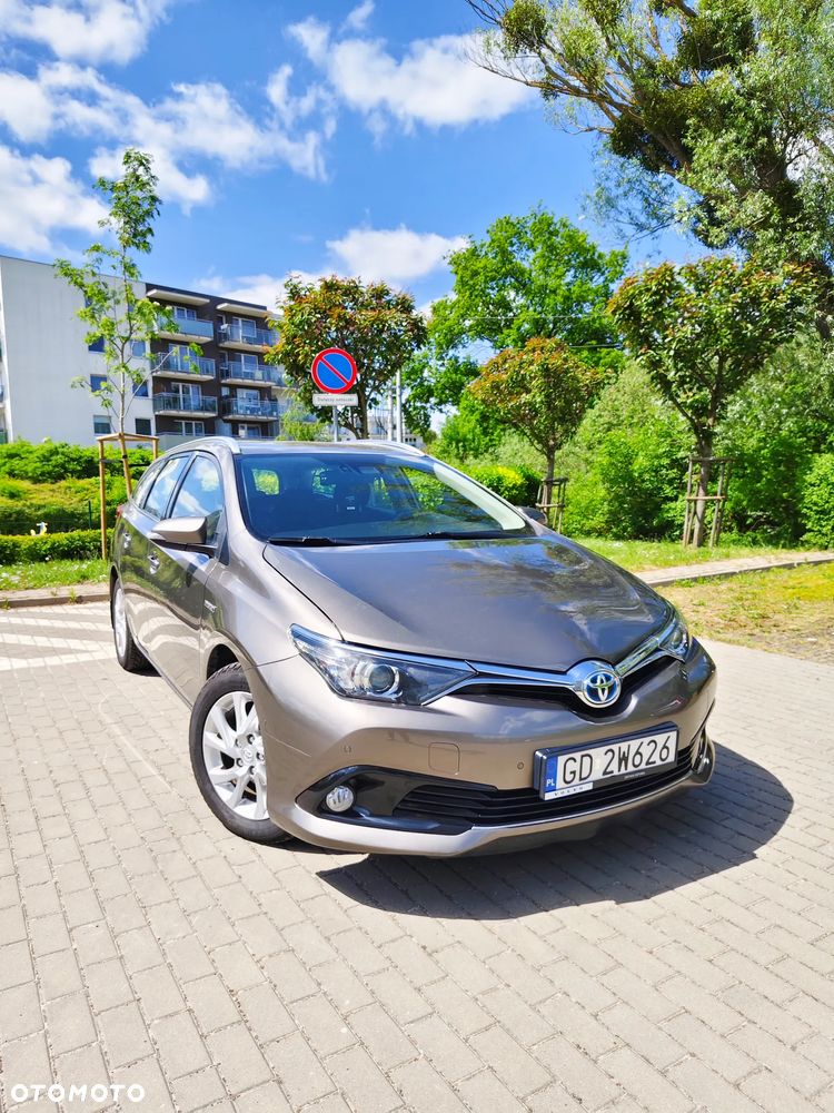 Toyota Auris Hybrid 135 Prestige - 1