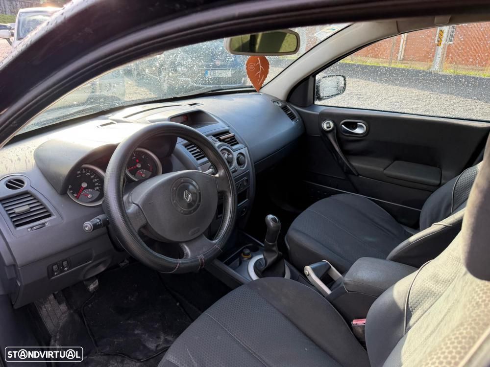 Renault Mégane Break 1.5 dCi C Dynamique - 10