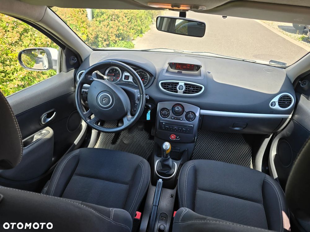 Renault Clio 1.5 dCi Dynamique - 7