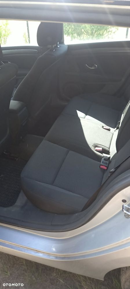 Renault Laguna 2.0 DCi FAP Expression - 14